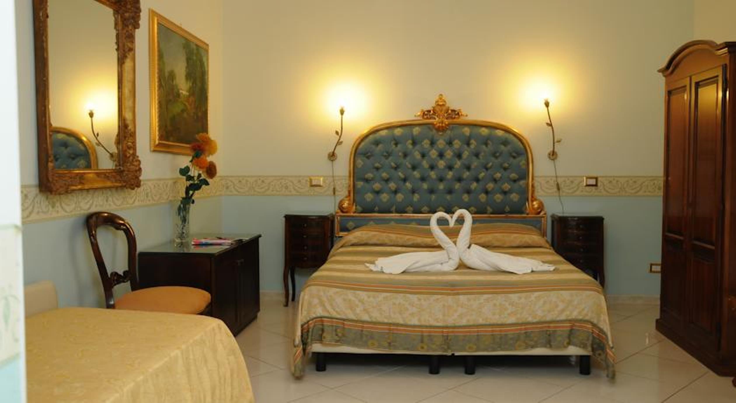 B&B Art Suite Santa Brigida Napoli Ngoại thất bức ảnh